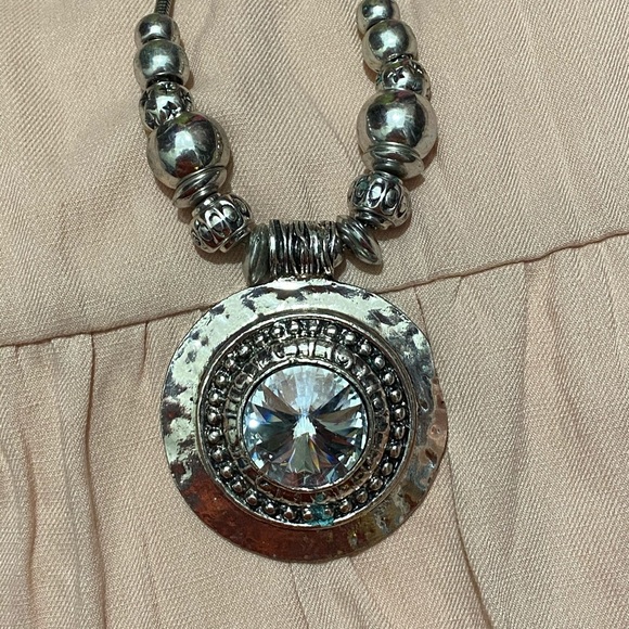 Big n heavy hammered beautiful Necklace - Picture 2 of 4